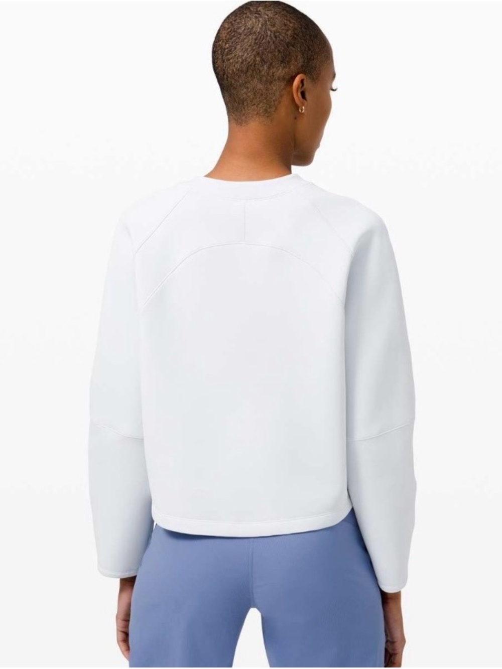 Lululemon AirWrap Crew
Alpine White 2